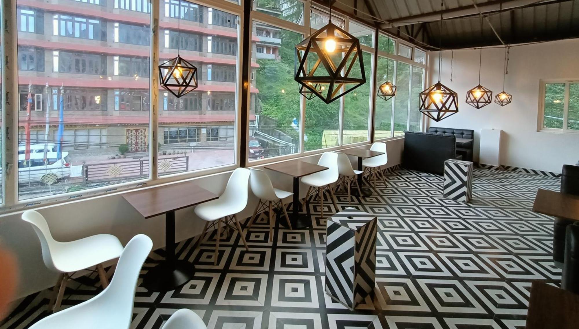 גנגטוק Hotel Karma Kastle מראה חיצוני תמונה
